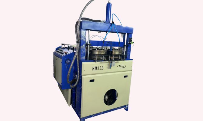 132-High-Speed-Fully-Auto-Buffet-Plate-Making-Machine